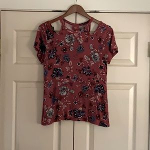 Short sleeve top
